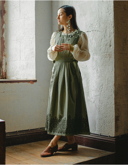 Chasuble "Oxana" en coton bio vert mousse