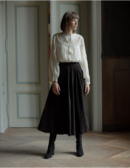 Jupe "Yana" en velours côtelé noir