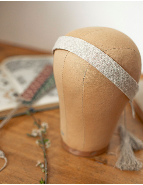 Bandeau pour cheveux "Lina" en lin brodé blanc UKRAINE SOS VILLAGES D'ENFANTS