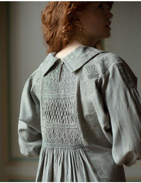 Robe smockée "Maida" vert céladon