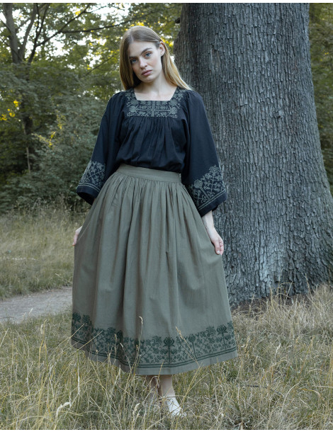 Jupe brodée "Mivilud" vert mousse