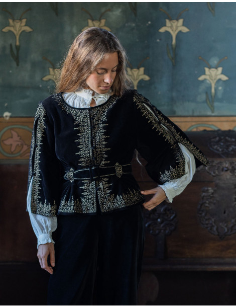 Veste "Nelda" en velours noir brodé