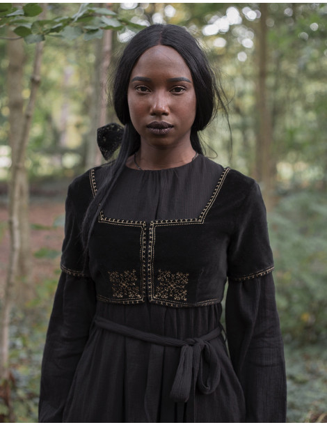 Boléro "Nelda" en velours brodé noir