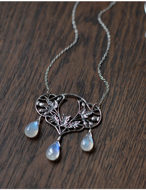 Collier "Thistle" argent massif avec pierres de lune