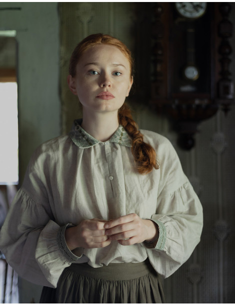 Blouse "Valeria" en lin brodé menthe