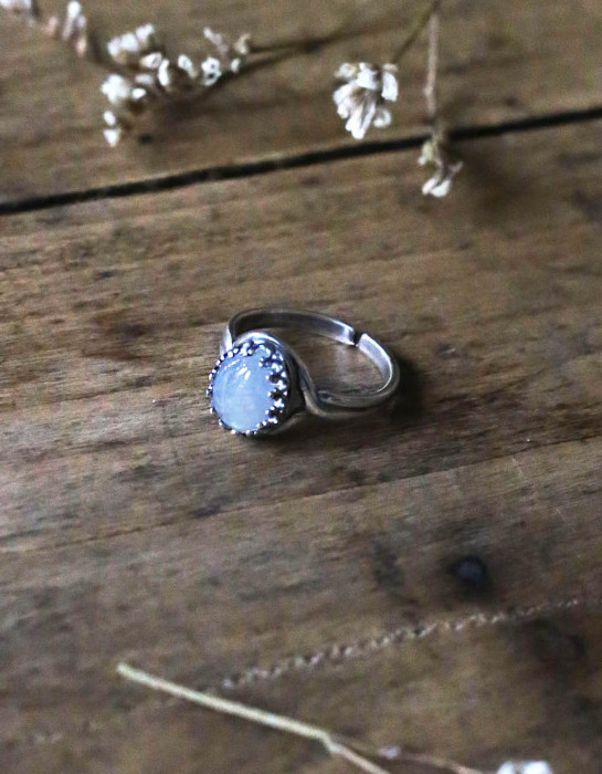 Petite bague "Luna" pierre de lune