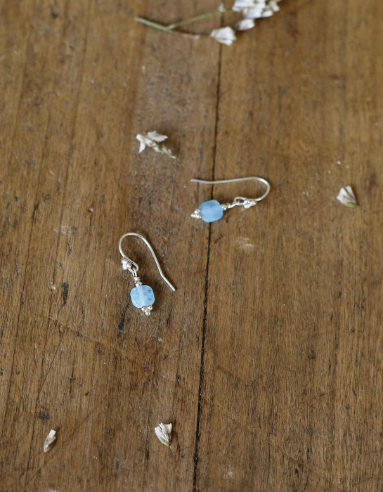 Boucles d'oreille "Asta" en argent et aiguemarine