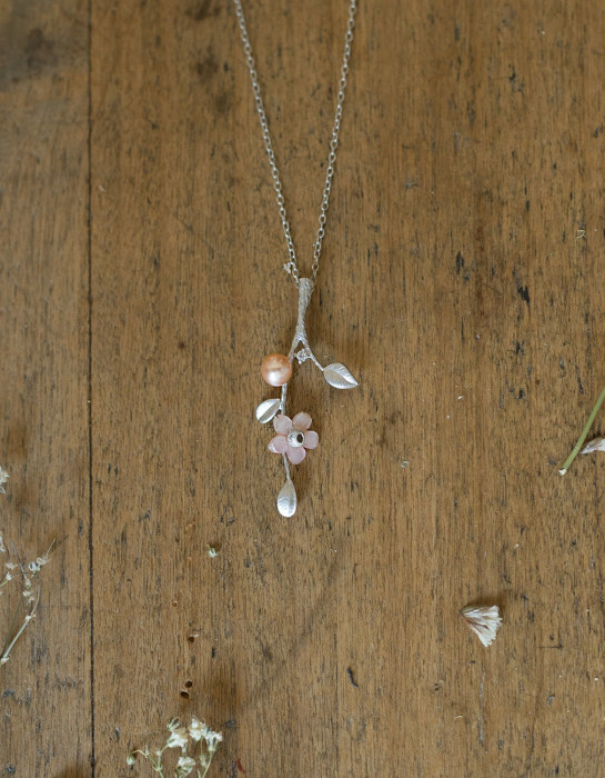 Collier "Flora" argent et perles d'eau douce