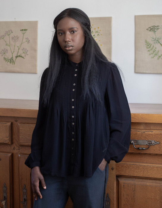 Blouse "Hannah" noire manches longues