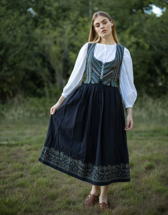 Jupe brodée "Mivilud" noire