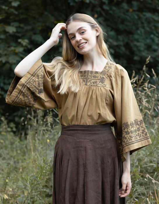 Haut brodée "Mivilud" ambre