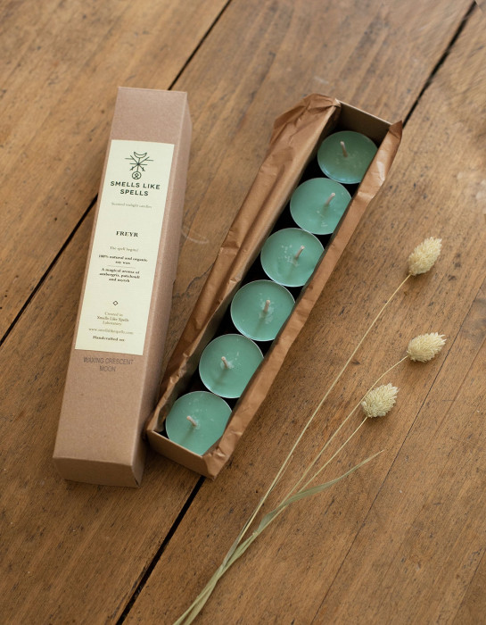Bougies parfumées FREYR by "Smells like Spells"