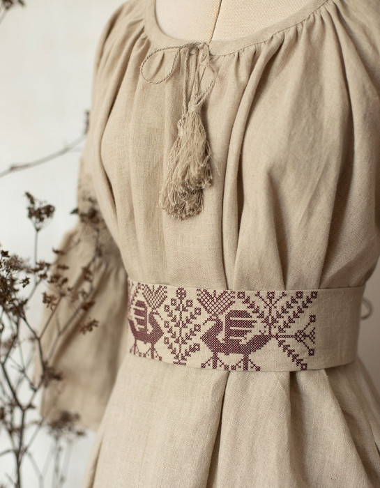 Ceinture "Valeska" en lin naturel brodé bordeaux