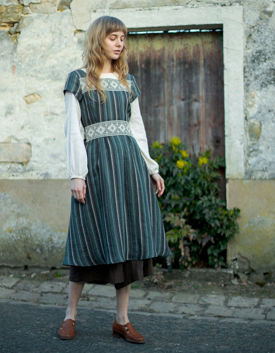 Robe "Vanda" en lin rayé bio