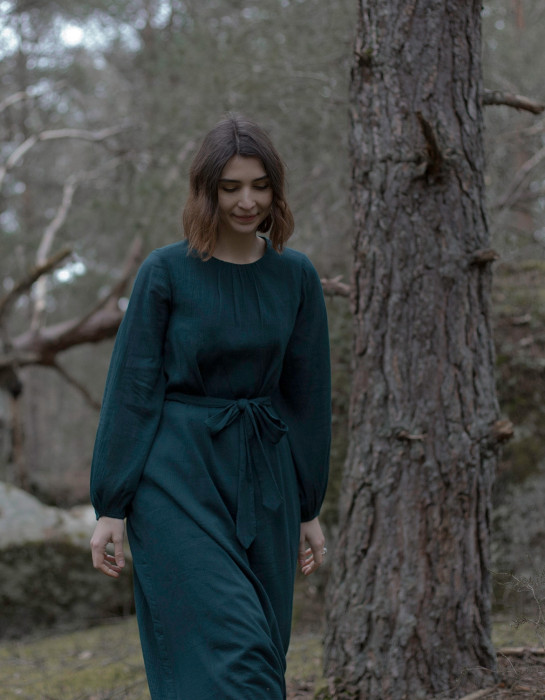 Robe "Ziema" en coton vert forêt